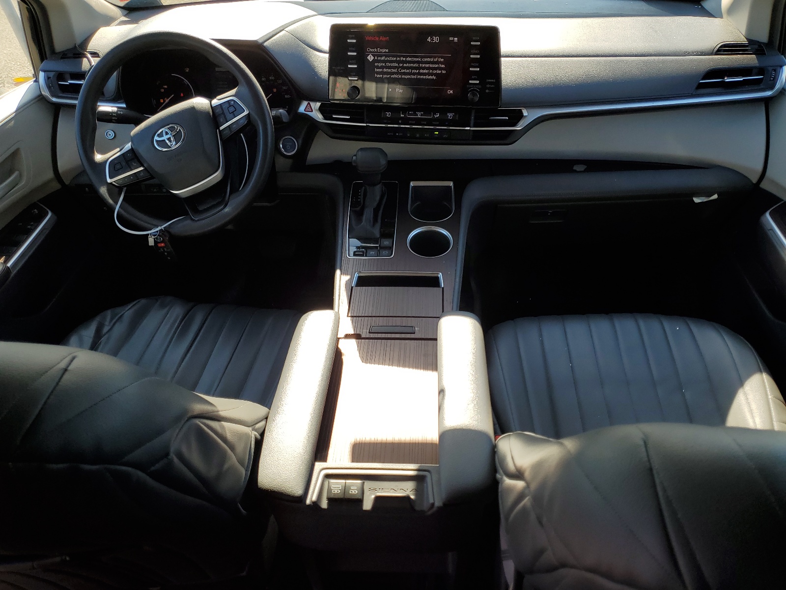 5TDKRKEC8MS004748 2021 Toyota Sienna Le