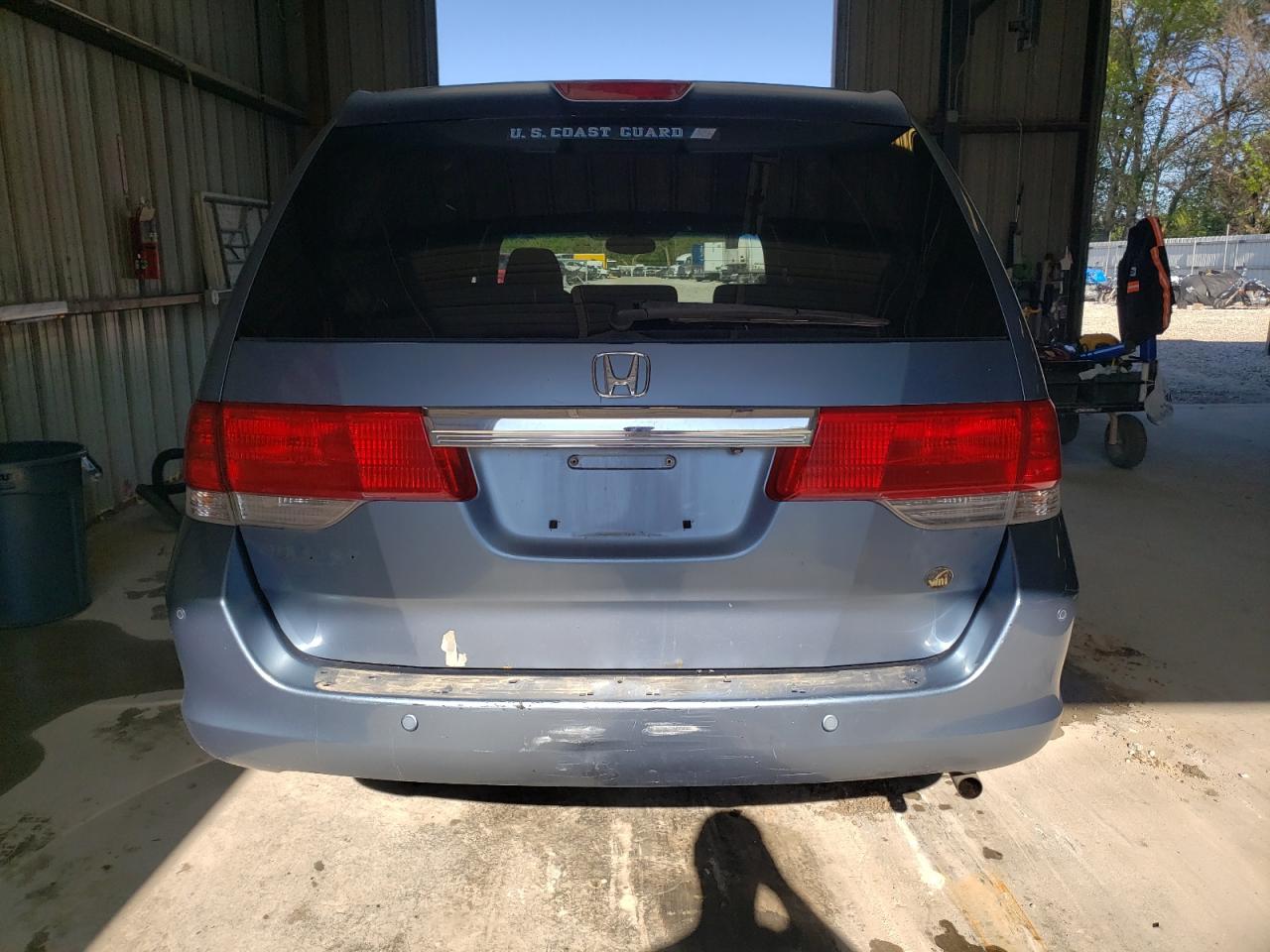 2008 Honda Odyssey Touring VIN: 5FNRL388X8B018996 Lot: 52410884