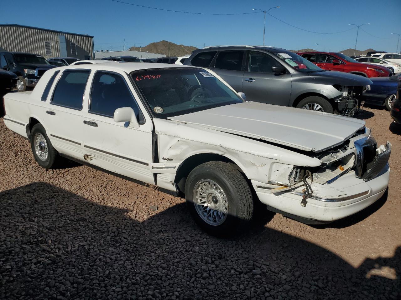 1997 Lincoln Town Car - Image 4