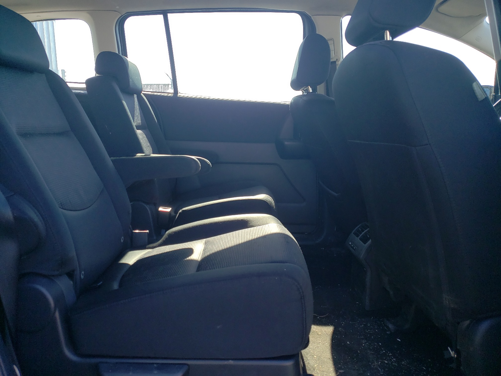 JM1CR293990327859 2009 Mazda 5