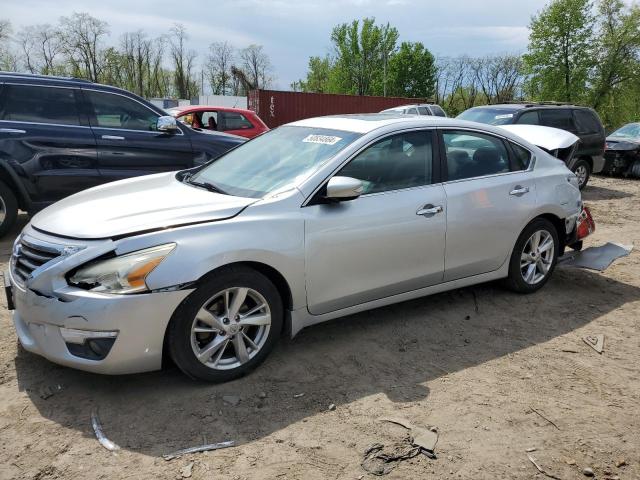 Sedans NISSAN ALTIMA 2014 Srebrny