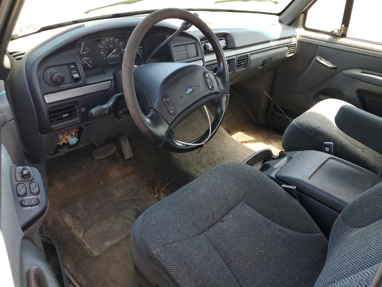 1993 Ford F150 VIN: 1FTEX15N8PKB44342 Lot: 49757904