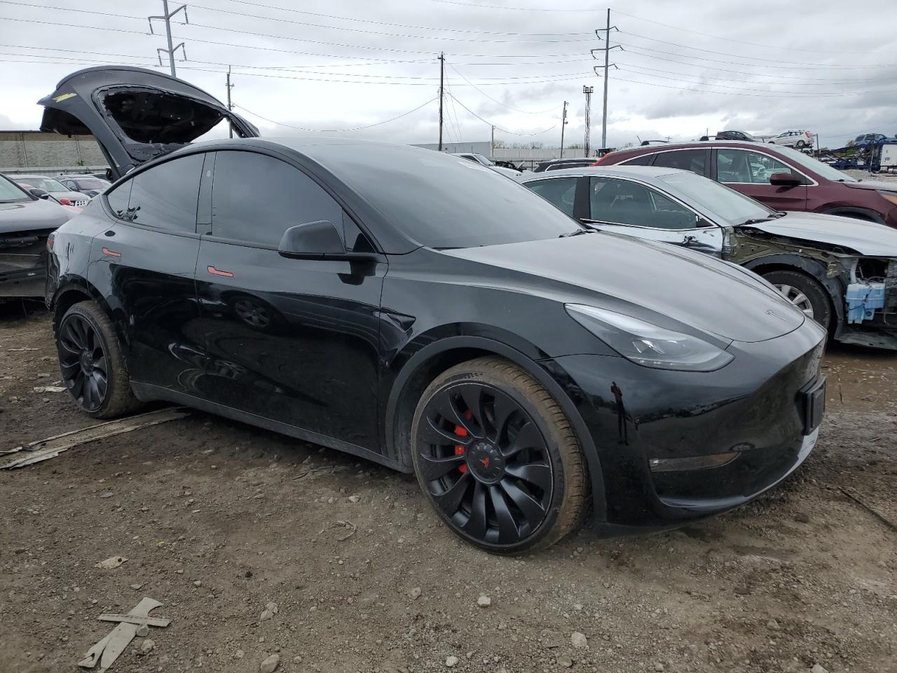 7SAYGDEF7PF884519 2023 Tesla Model Y