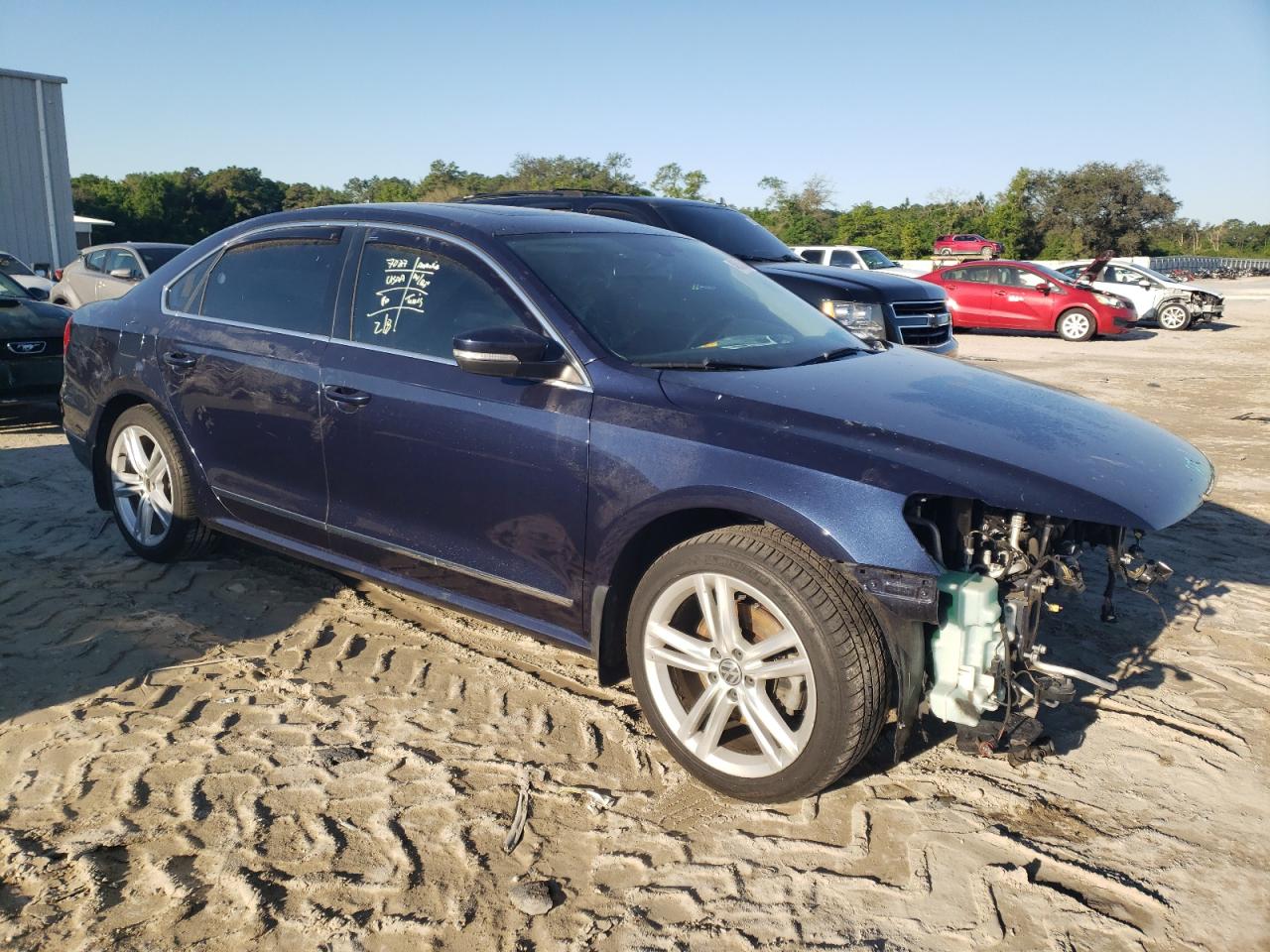 1VWCV7A38FC015429 2015 Volkswagen Passat Sel