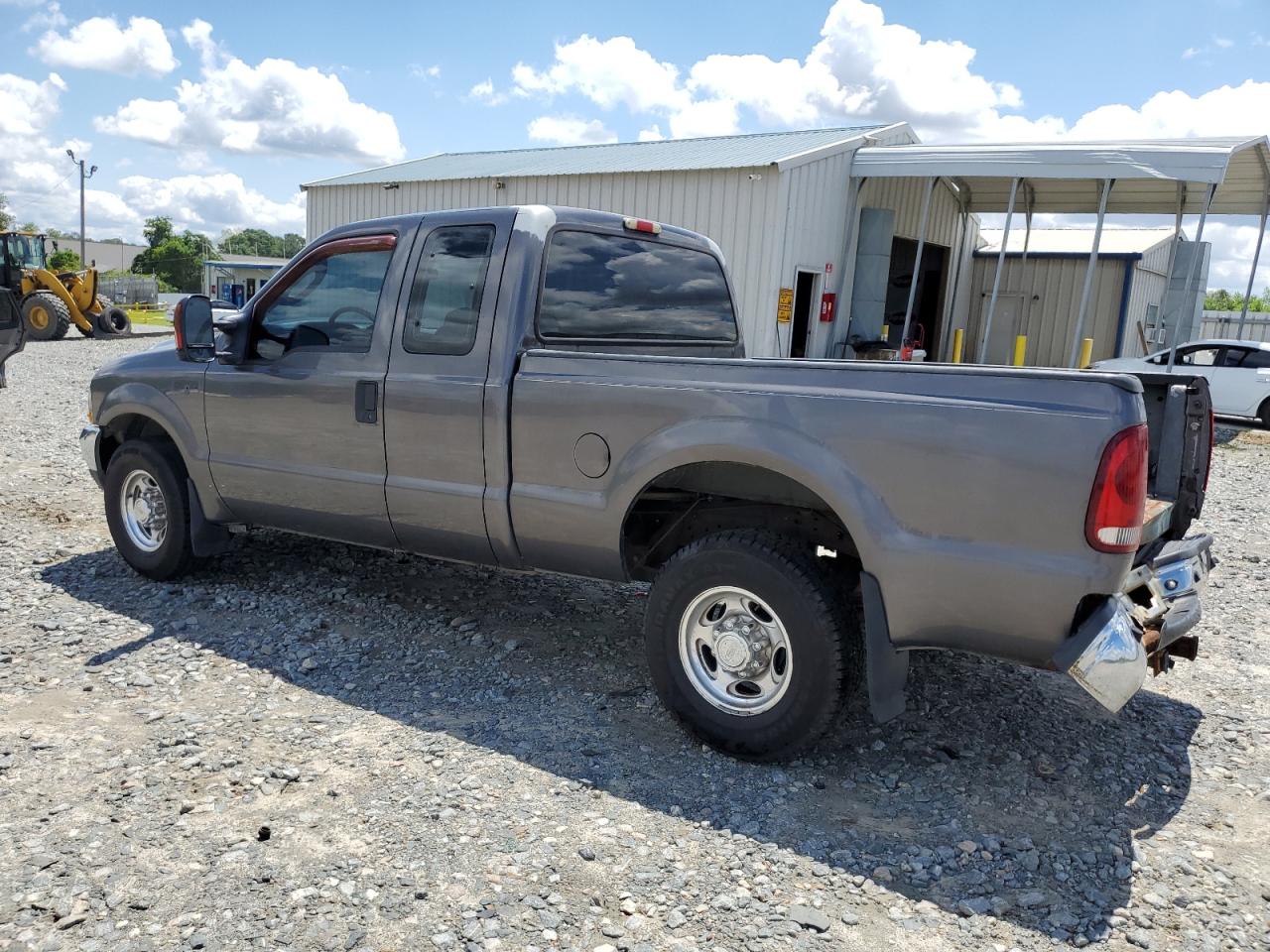 2004 Ford F250 - Image 2