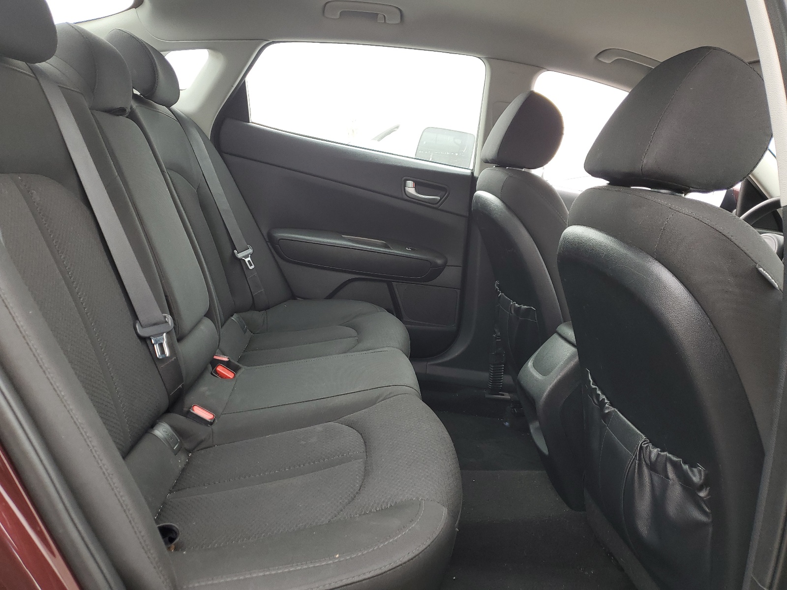 5XXGT4L34HG173811 2017 Kia Optima Lx