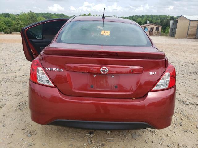  NISSAN VERSA 2019 Red