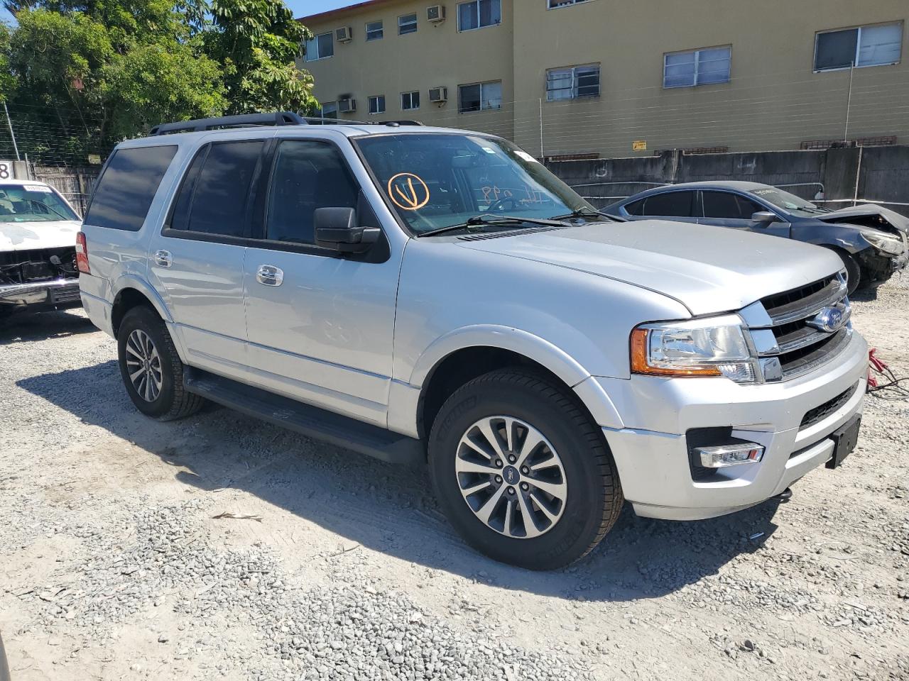 2017 Ford Expedition - Image 4
