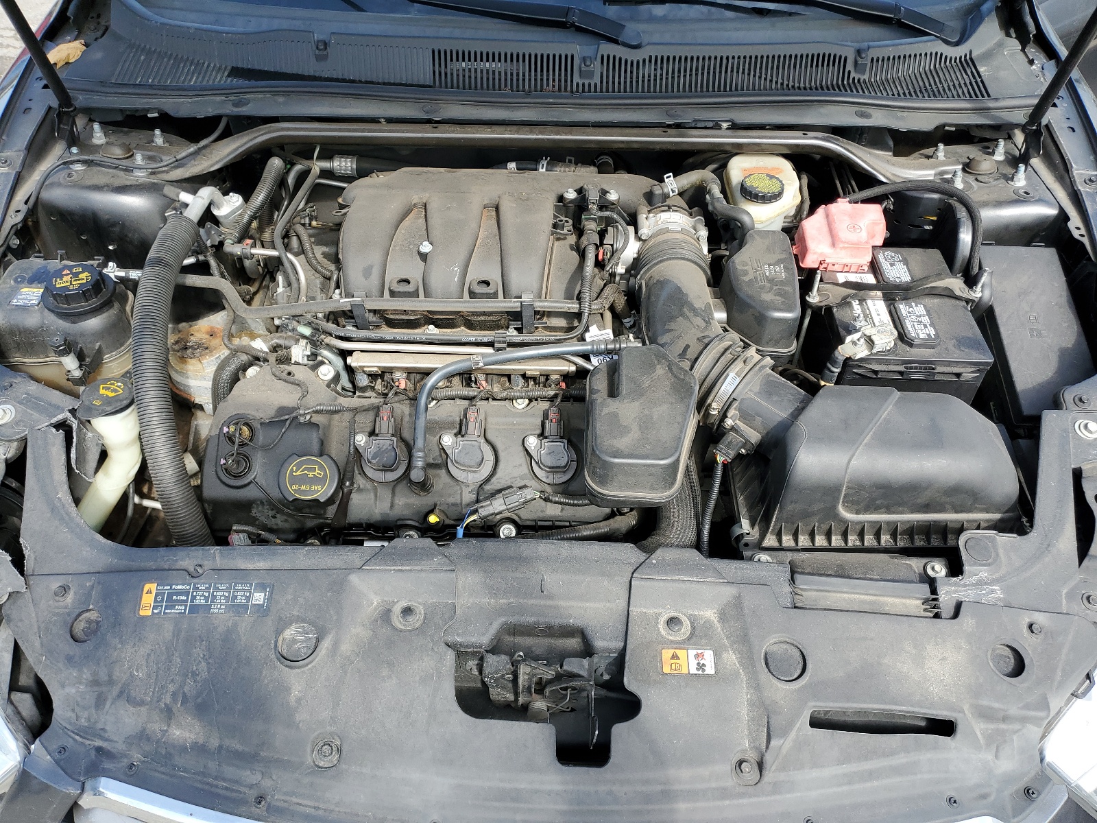 1FAHP2D84FG192510 2015 Ford Taurus Se