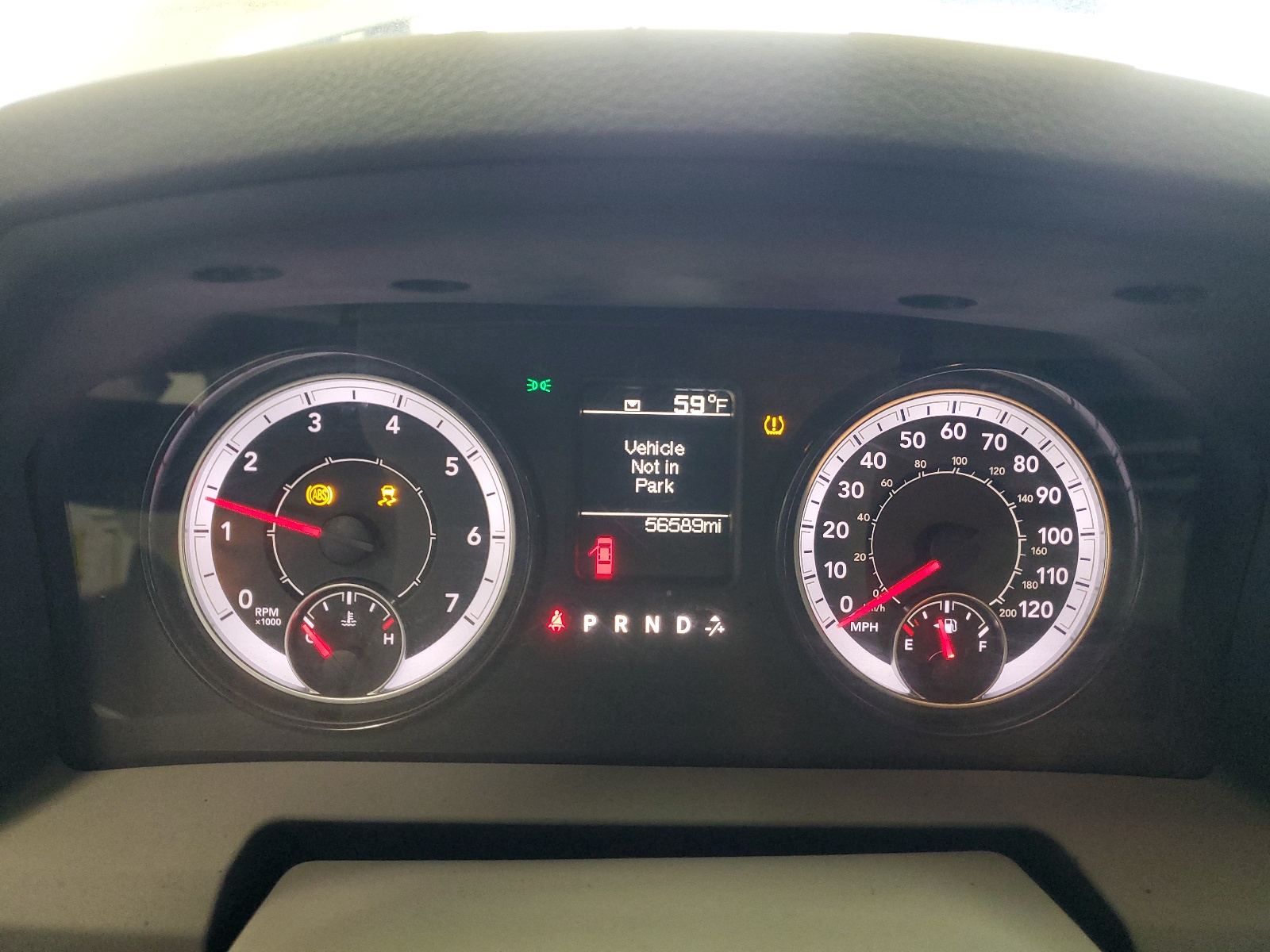 3C6JR7DG0KG502443 2019 Ram 1500 Classic Tradesman