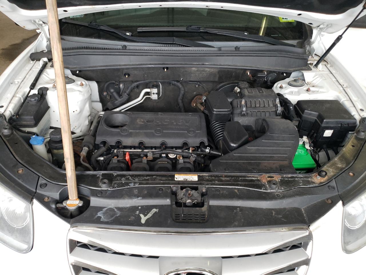 2012 Hyundai Santa Fe - Image 11