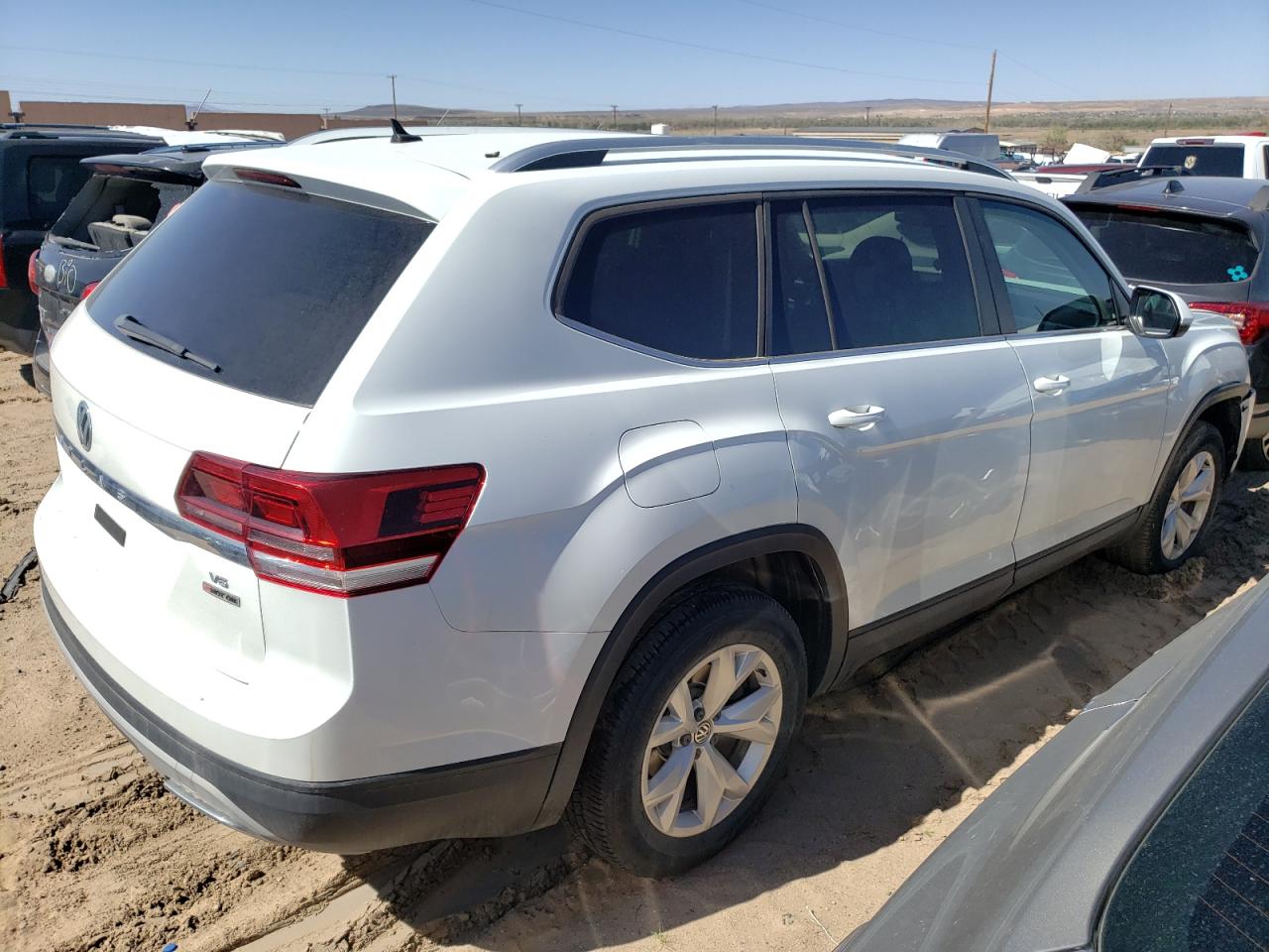 2018 Volkswagen Atlas S VIN: 1V2GR2CA8JC529747 Lot: 46959754