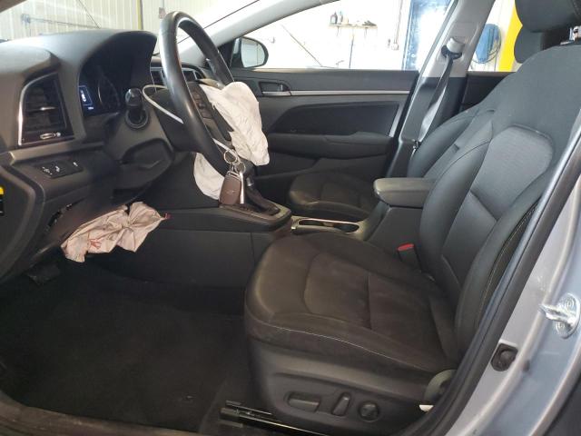  HYUNDAI ELANTRA 2017 Сірий