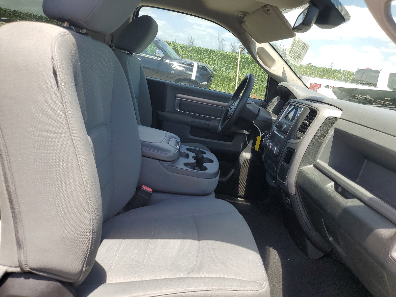 3C6JR6AT2FG572169 2015 Ram 1500 St