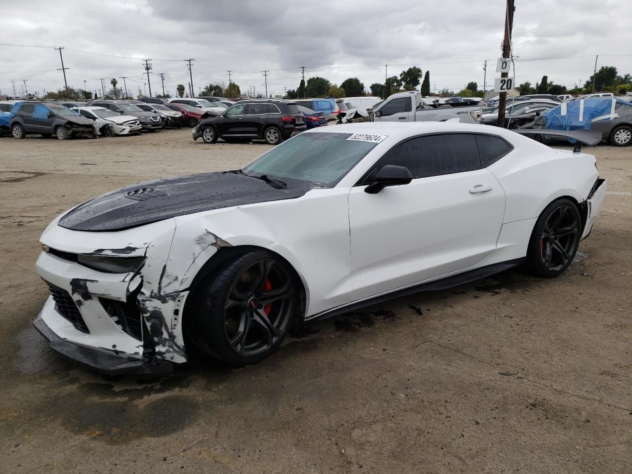 1G1FE1R70H0163589 2017 CHEVROLET CAMARO - Image 1