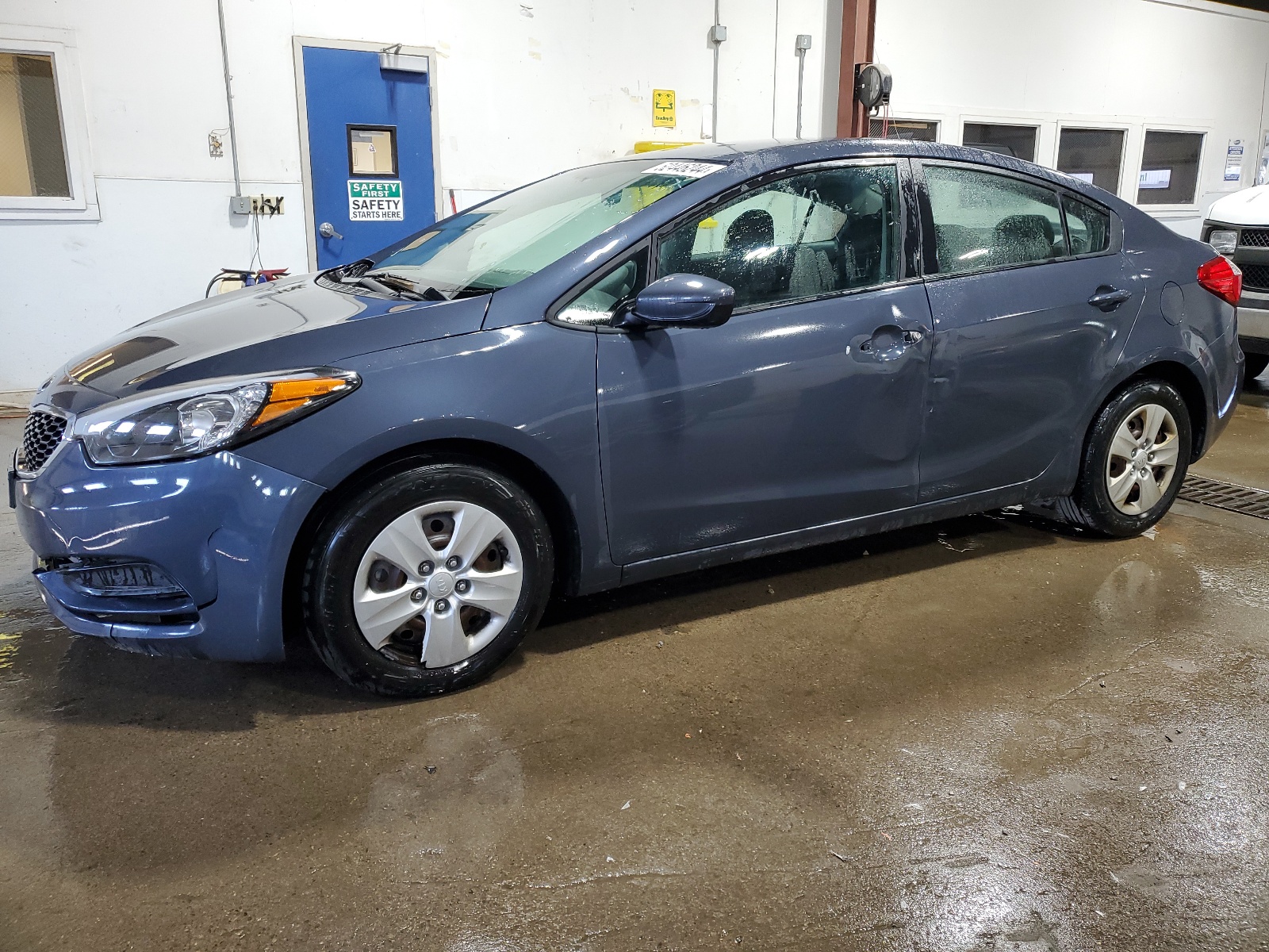 2016 Kia Forte Lx vin: KNAFK4A60G5476371