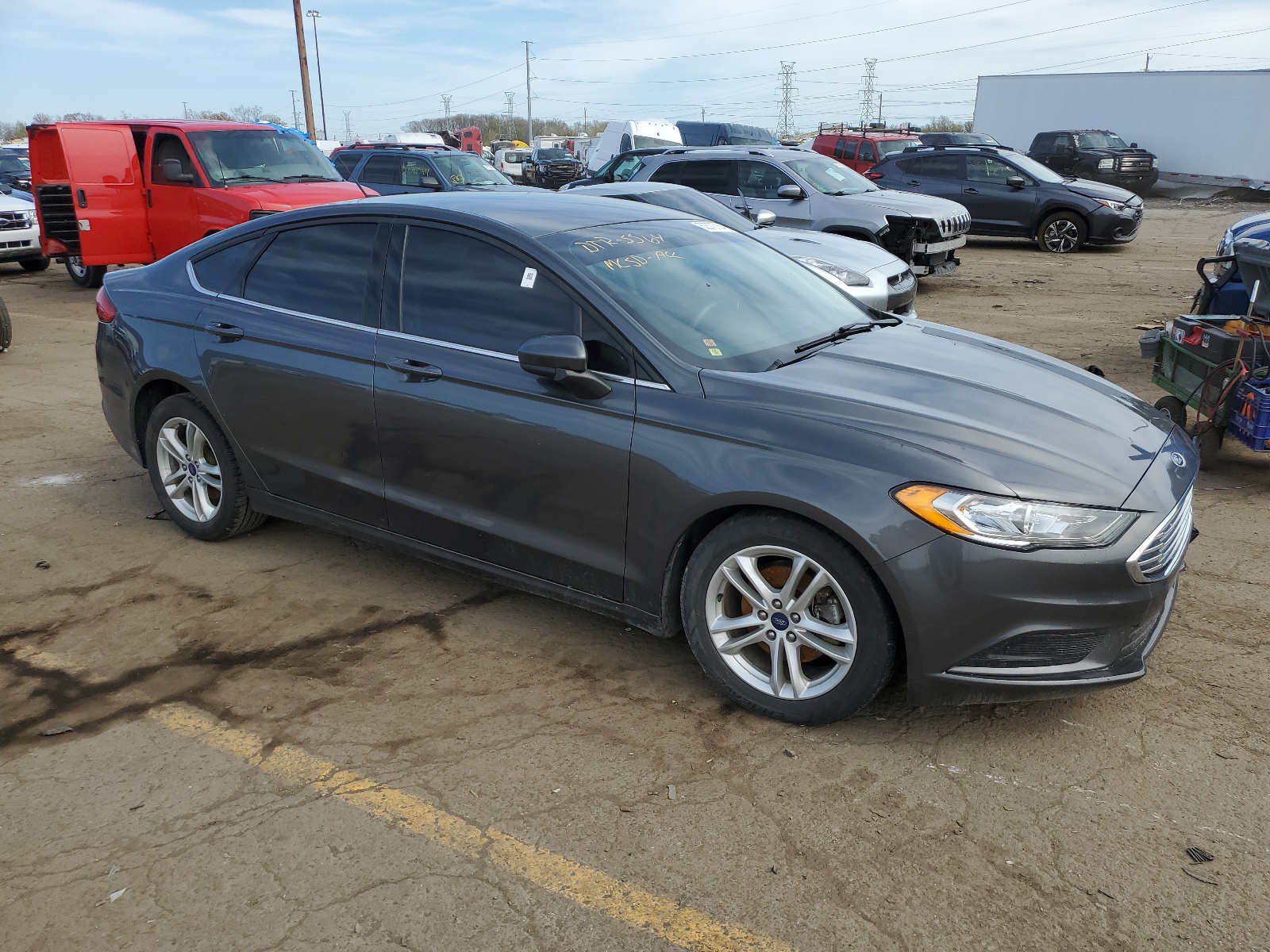 3FA6P0HDXJR217821 2018 Ford Fusion Se