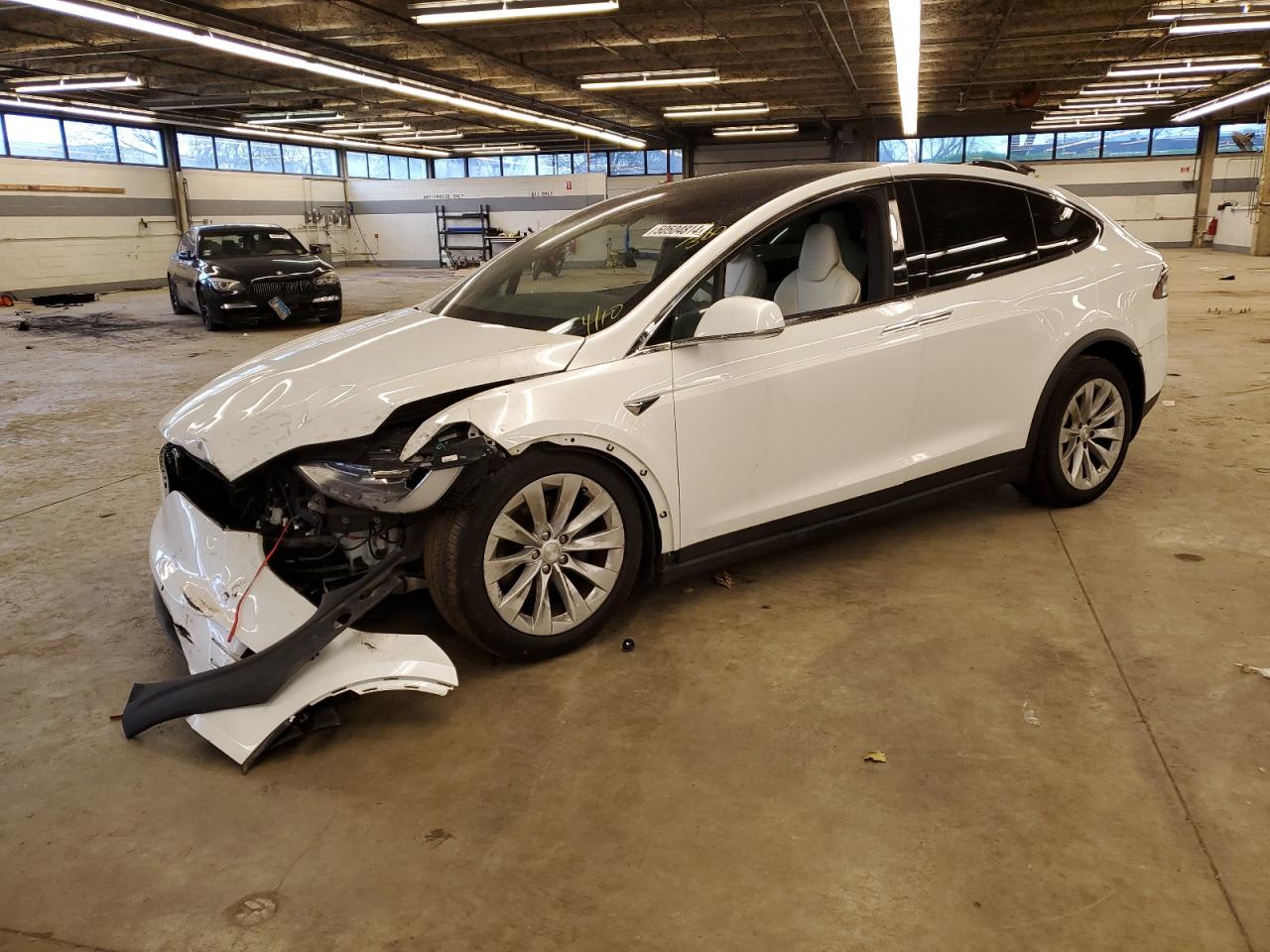 2016 Tesla Model X VIN: 5YJXCBE24GF027807 Lot: 50504814