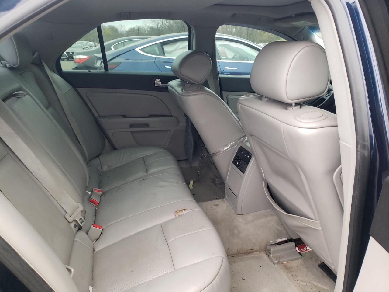 2007 Cadillac Sts VIN: 1G6DW677X70194877 Lot: 81604654