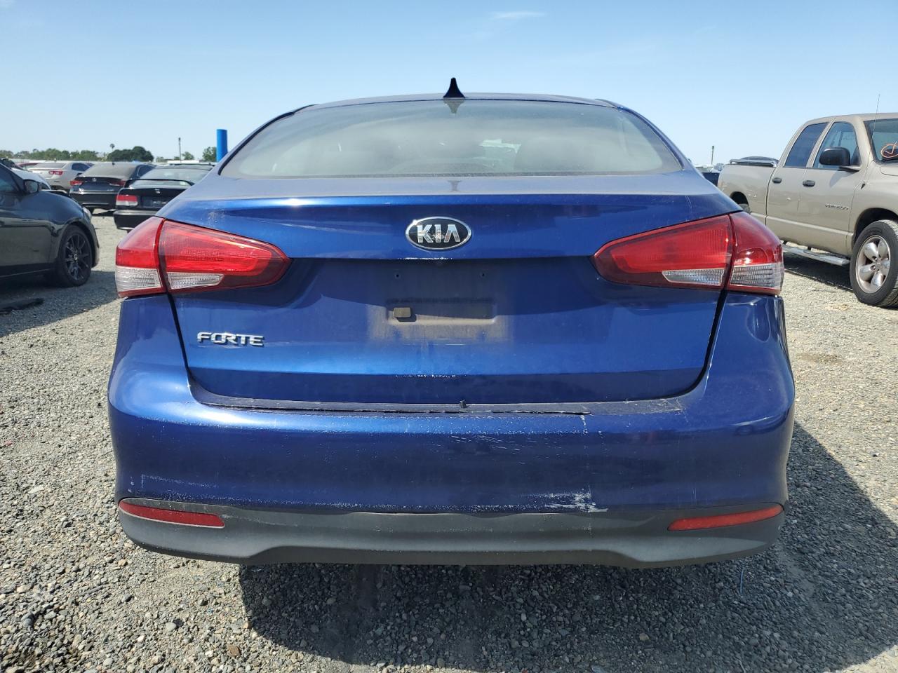 2017 Kia Forte Lx VIN: 3KPFL4A7XHE020019 Lot: 52767664