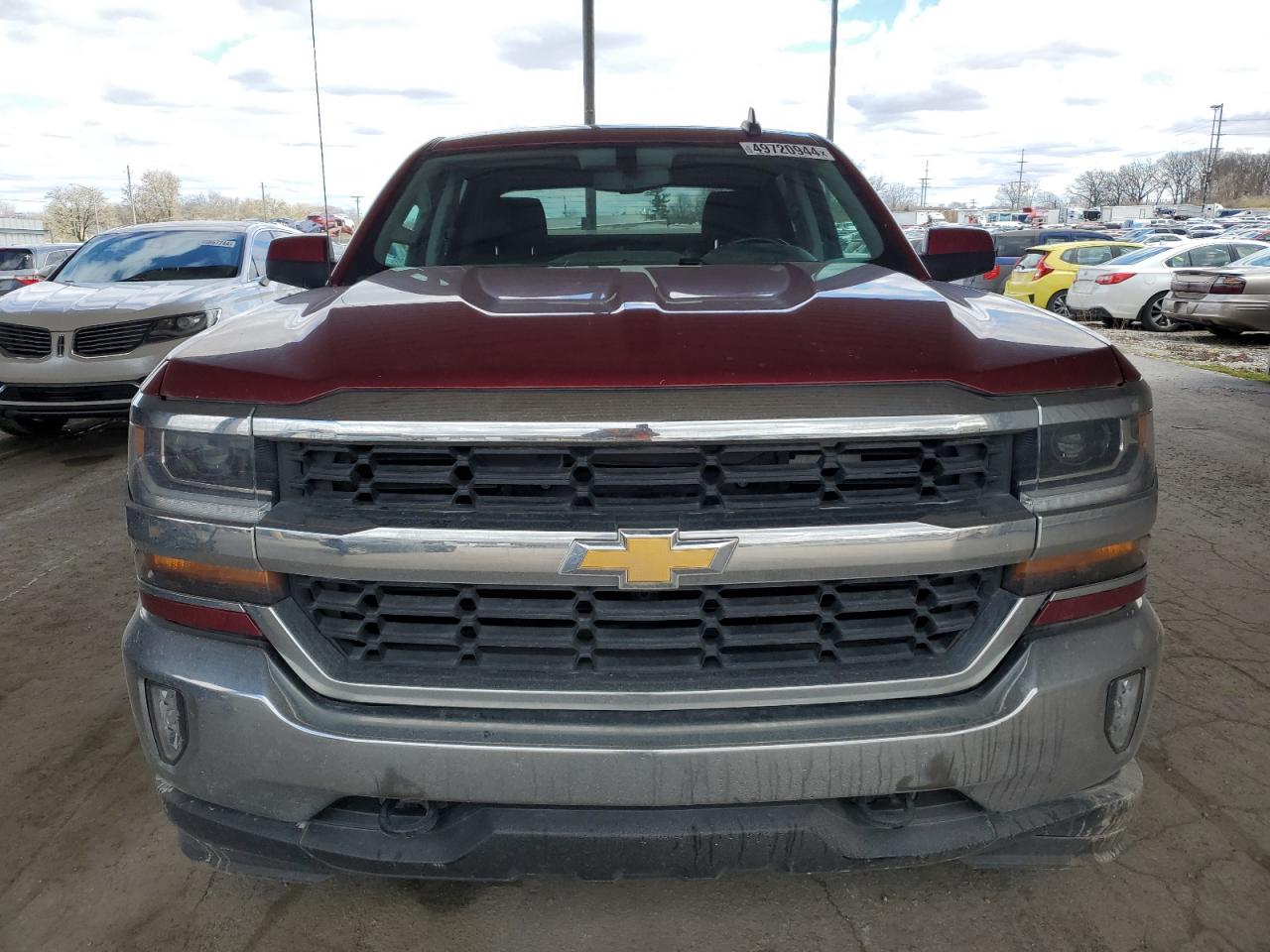 3GCUKREC9JG303889 2018 Chevrolet Silverado K1500 Lt