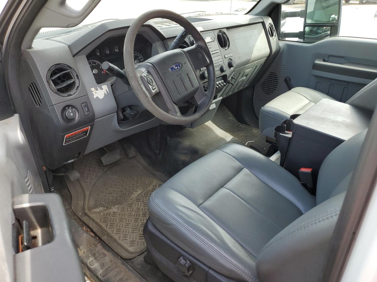 2012 Ford F450 - Image 8