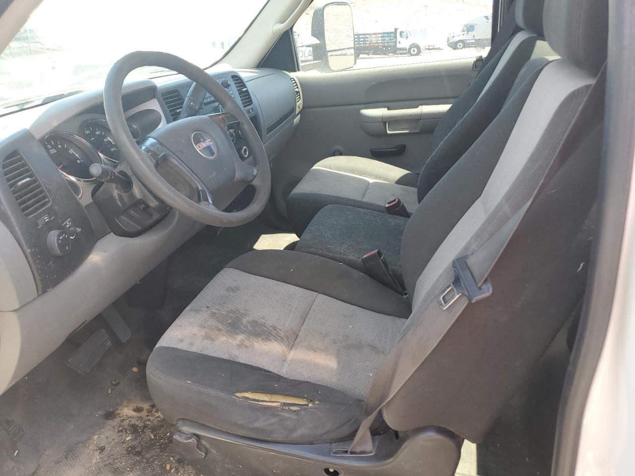 2008 GMC Sierra C2500 Heavy Duty VIN: 1GDHC24KX8E145168 Lot: 53098864