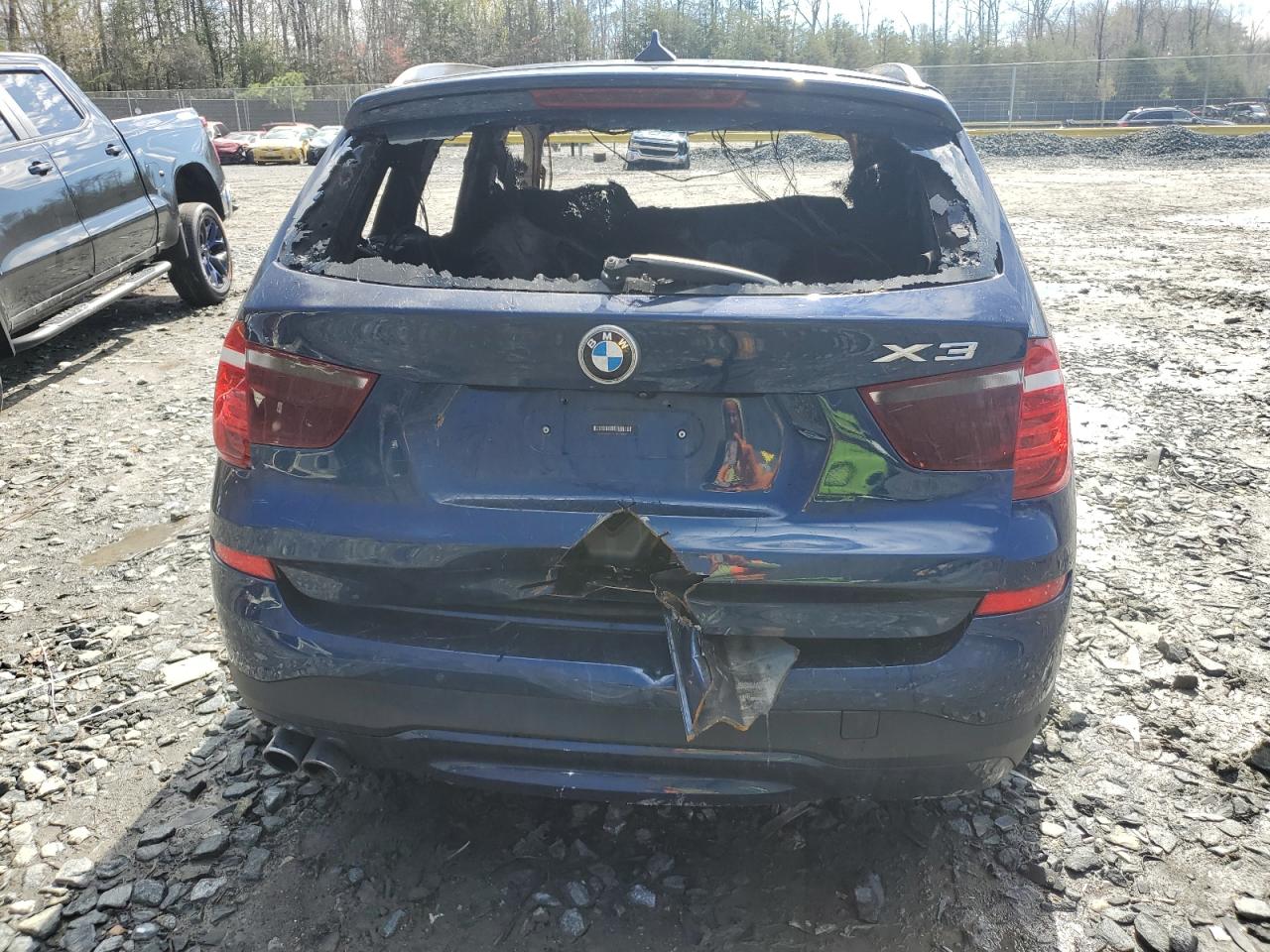 VIN 5UXWX9C37H0T18823 2017 BMW X3 no.6