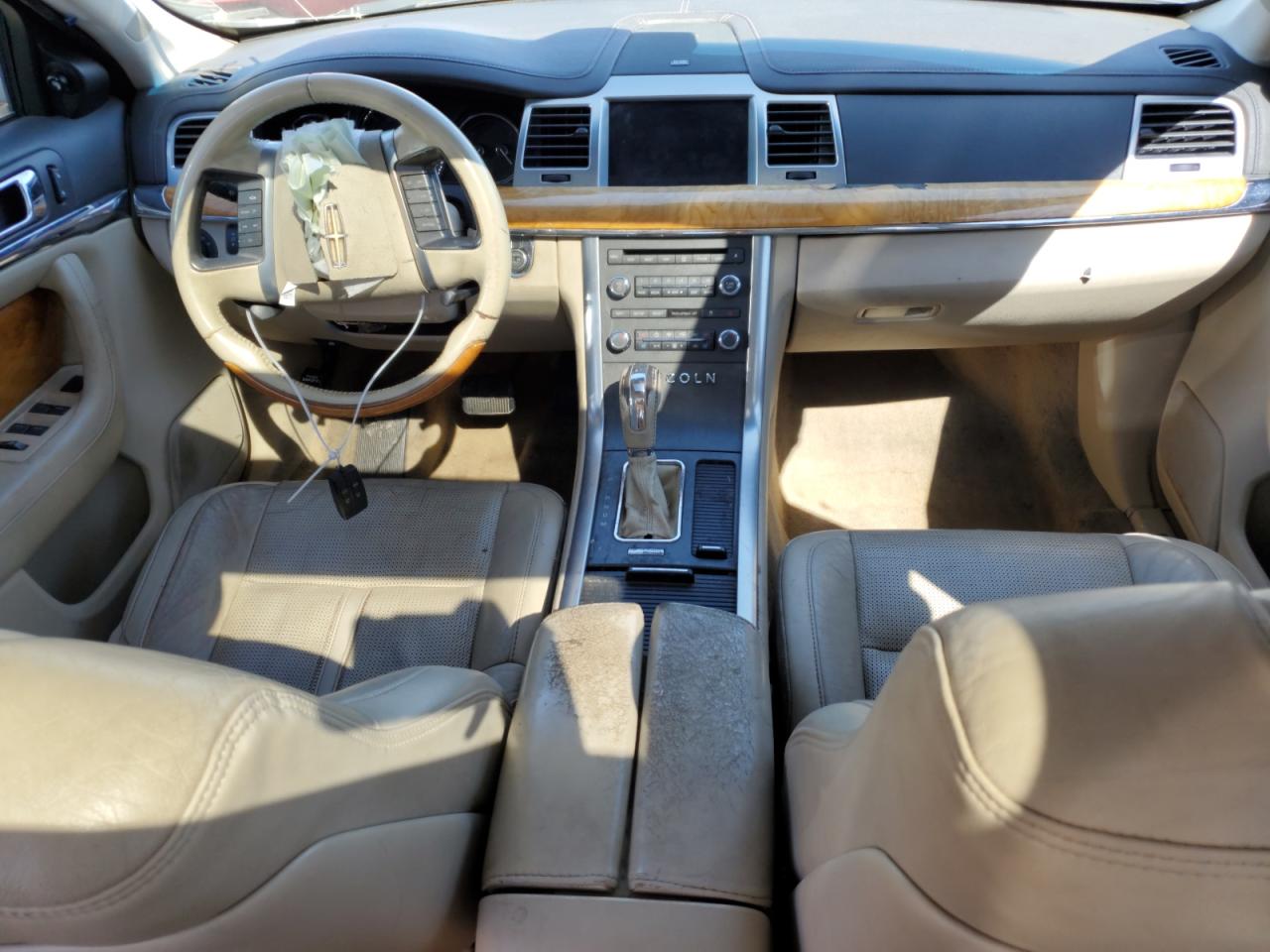 2010 Lincoln Mks VIN: 1LNHL9FT8AG610927 Lot: 80851065