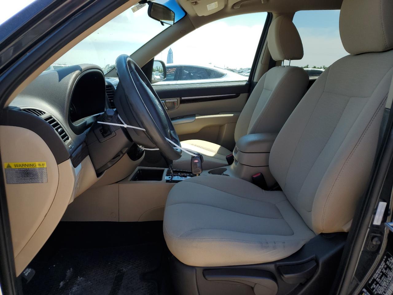 2012 Hyundai Santa Fe - Image 7