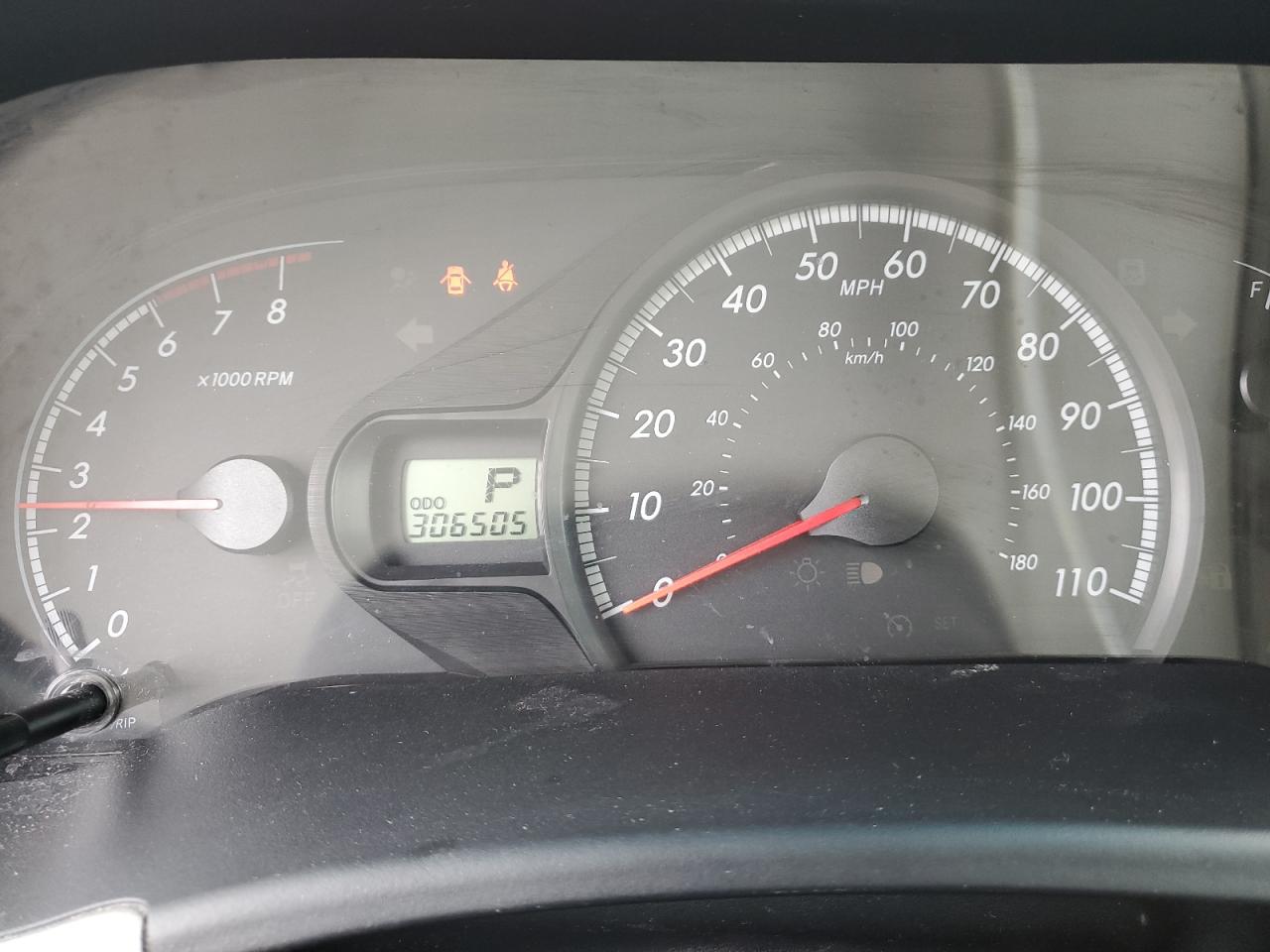 2011 Toyota Sienna Base VIN: 5TDKA3DC8BS005961 Lot: 50683344