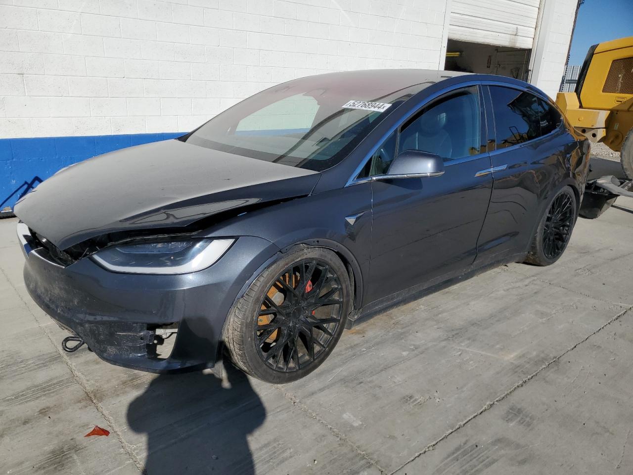 5YJXCBE49HF051782 2017 TESLA MODEL X - Image 1