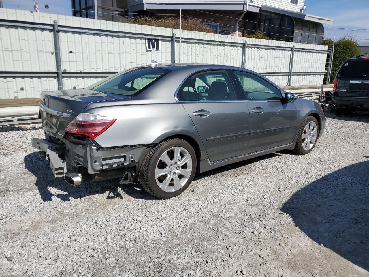2010 Acura Rl VIN: JH4KB2F64AC001340 Lot: 49124164