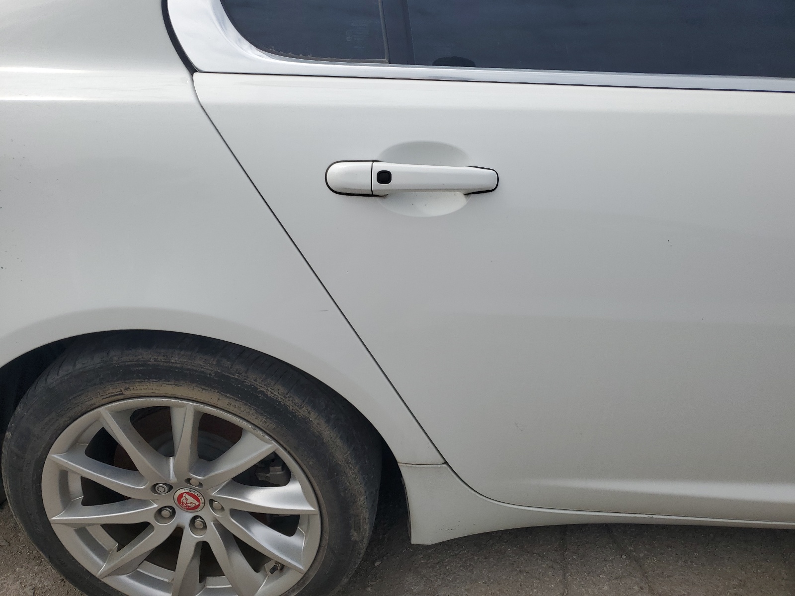 SAJWA0FS0FPU66643 2015 Jaguar Xf 2.0T Premium