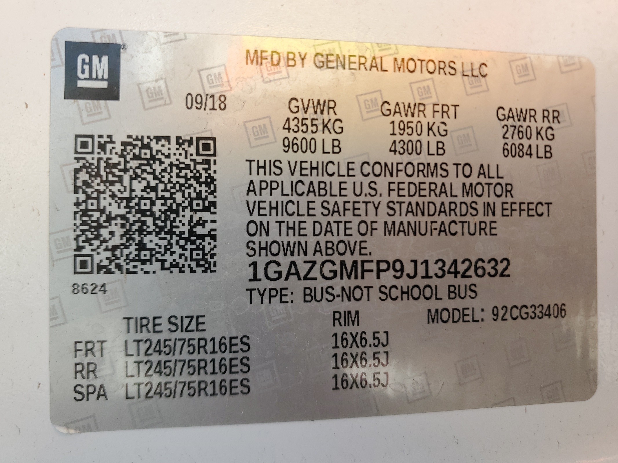 1GAZGMFP9J1342632 2018 Chevrolet Express G3500 Lt