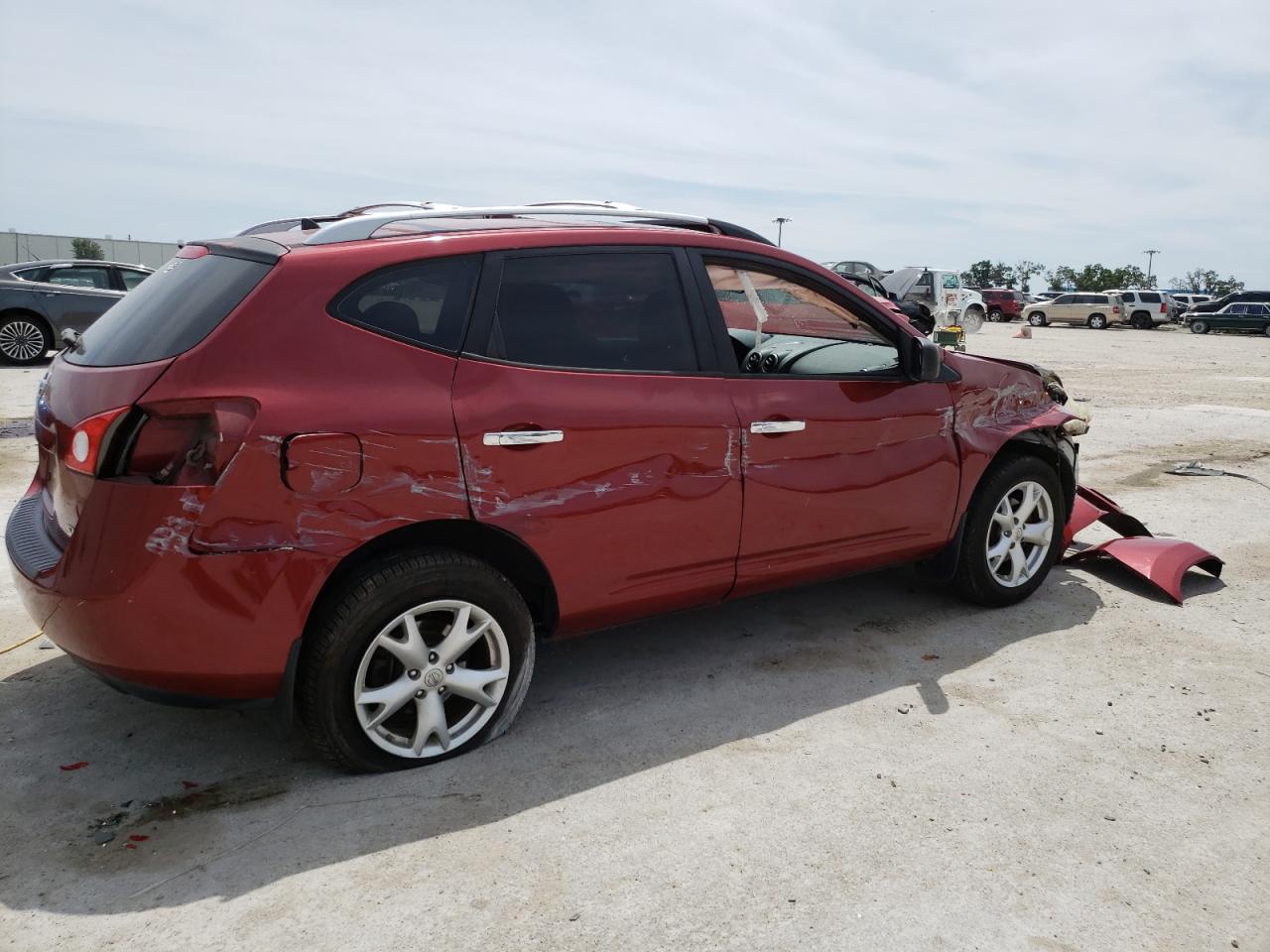 2010 Nissan Rogue - Image 3