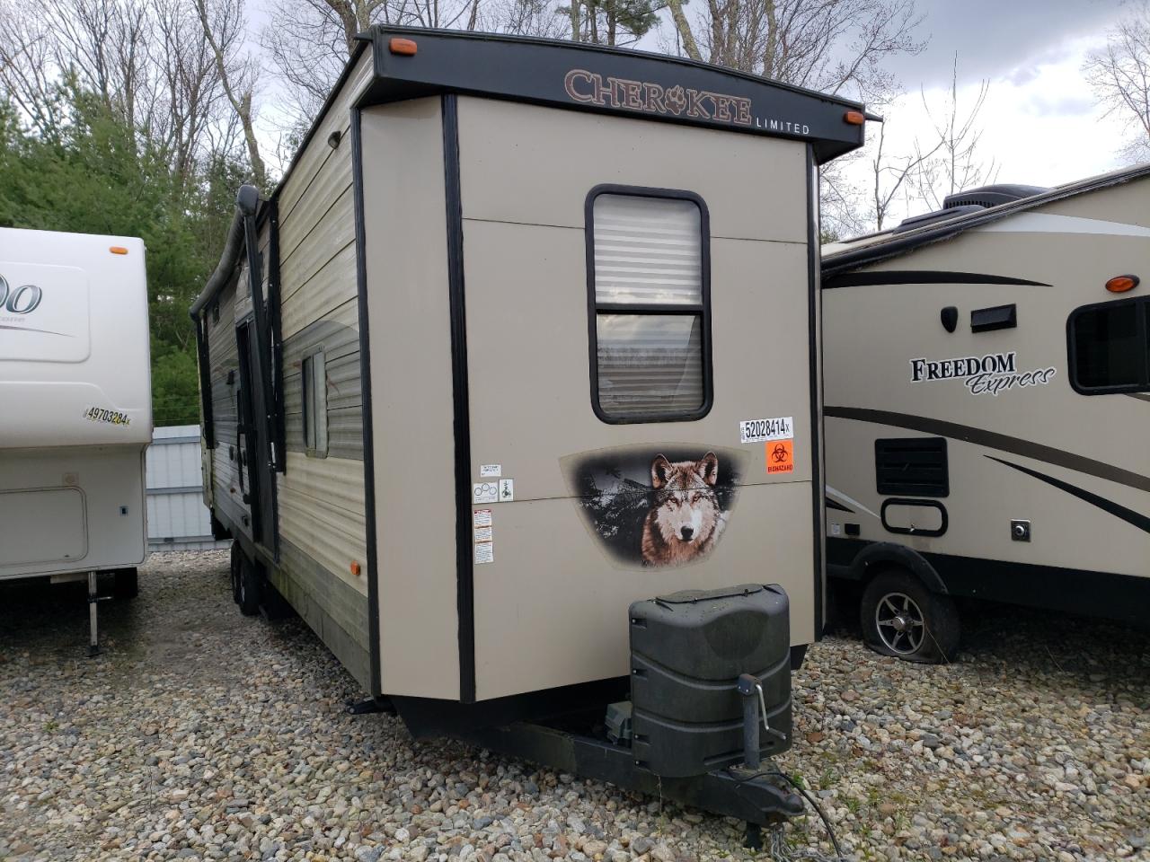 2017 Foresriver Cherokee იყიდება West Warren-ში, MA - Top/Roof