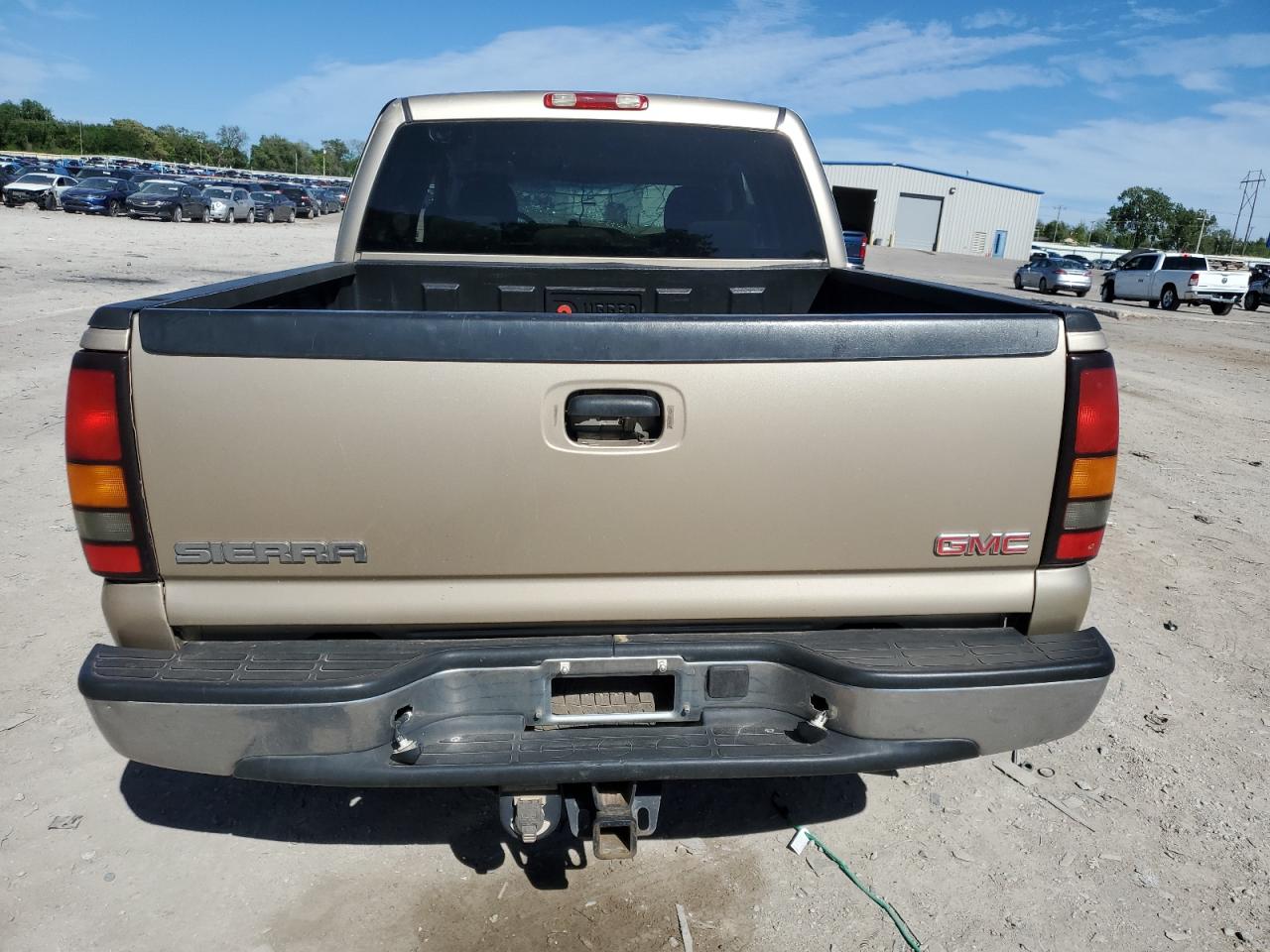 2GTEC13T051176213 2005 GMC New Sierra C1500