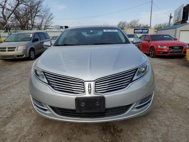 Седаны LINCOLN MKZ 2015 Серебристый