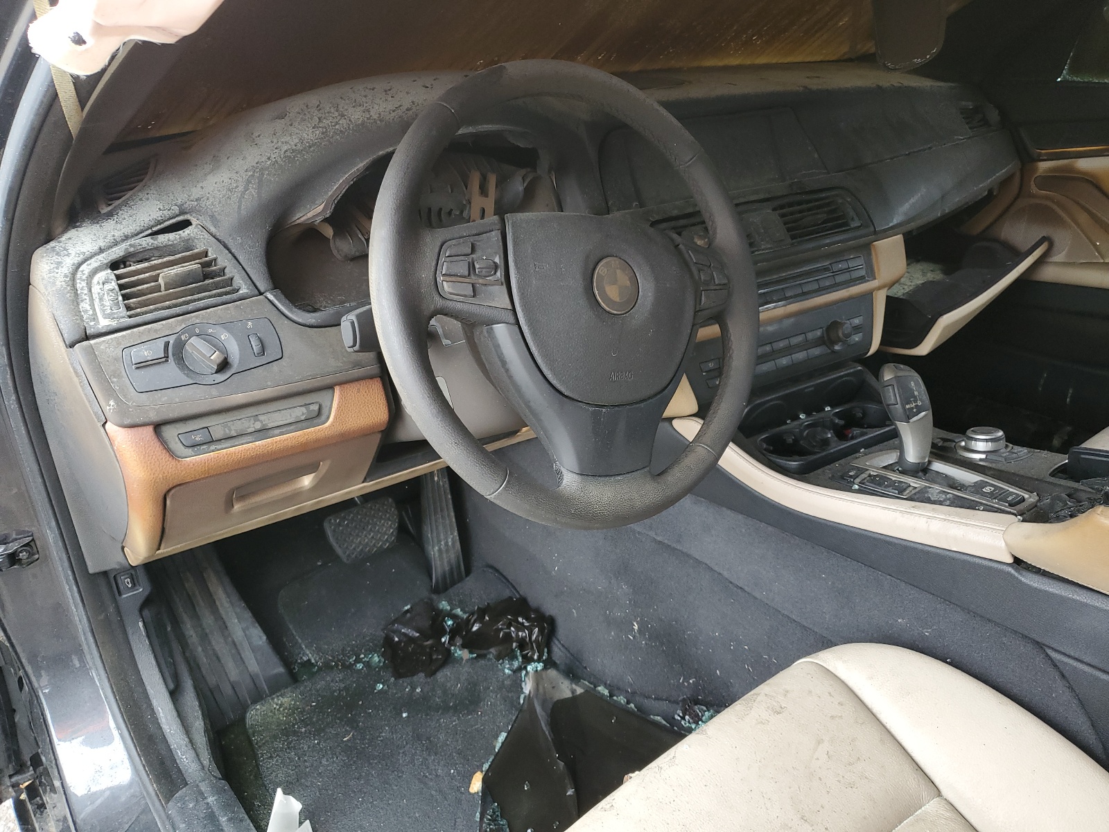 WBAXH5C50DDW14005 2013 BMW 528 Xi