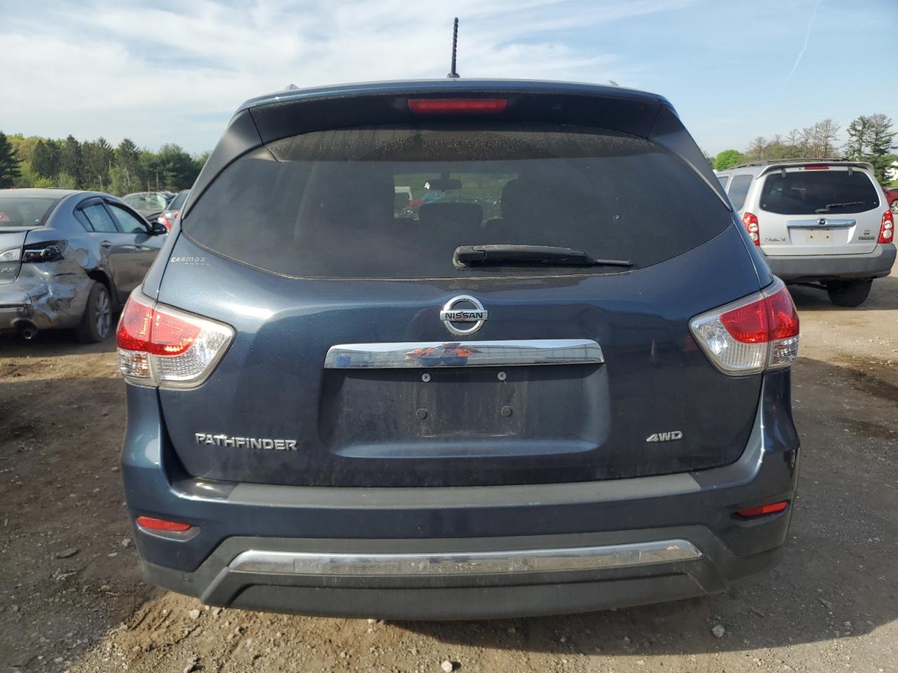2015 Nissan Pathfinder S VIN: 5N1AR2MM3FC718518 Lot: 52898494