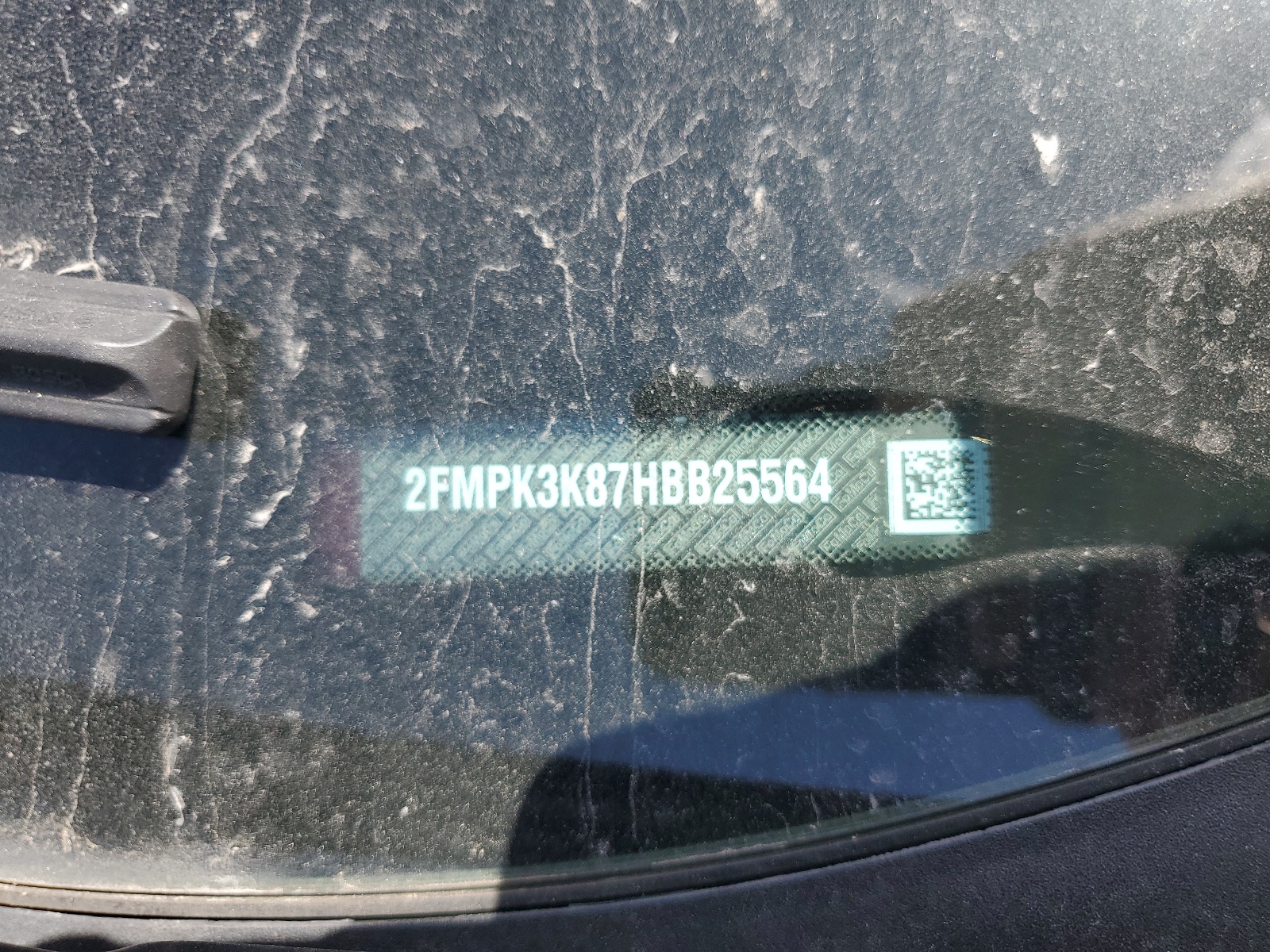 2FMPK3K87HBB25564 2017 Ford Edge Titanium