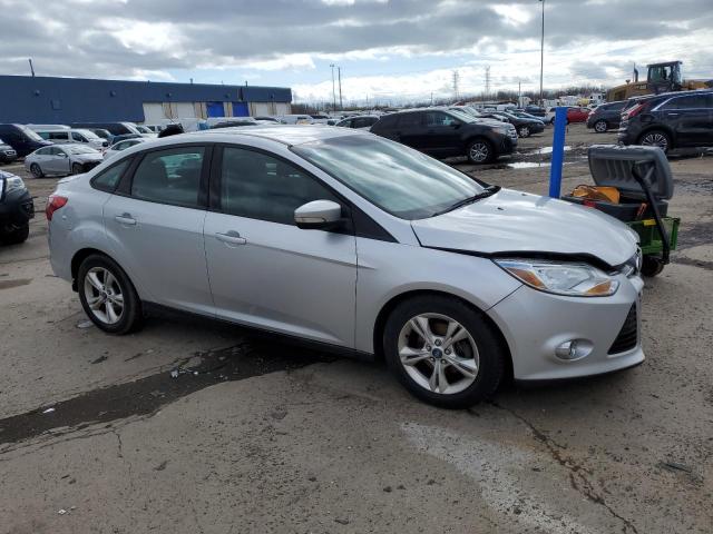  FORD FOCUS 2012 Серебристый