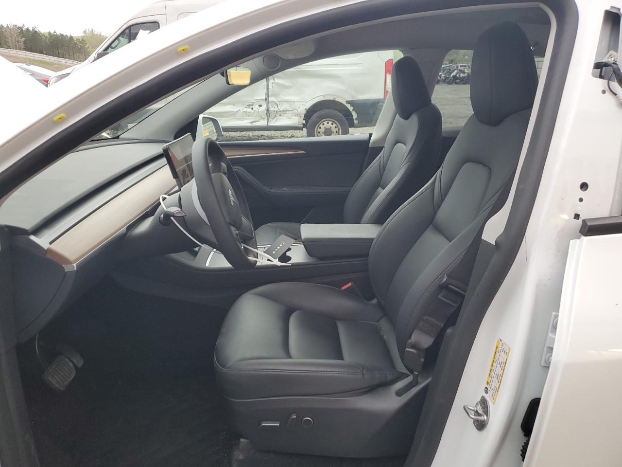 2023 Tesla Model Y VIN: 7SAYGDEE8PF760024 Lot: 49611734