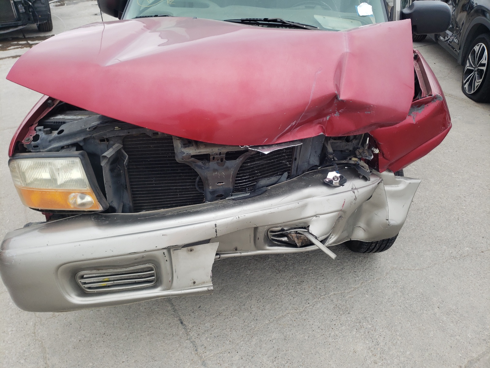 1GKCS13W3Y2169253 2000 GMC Jimmy