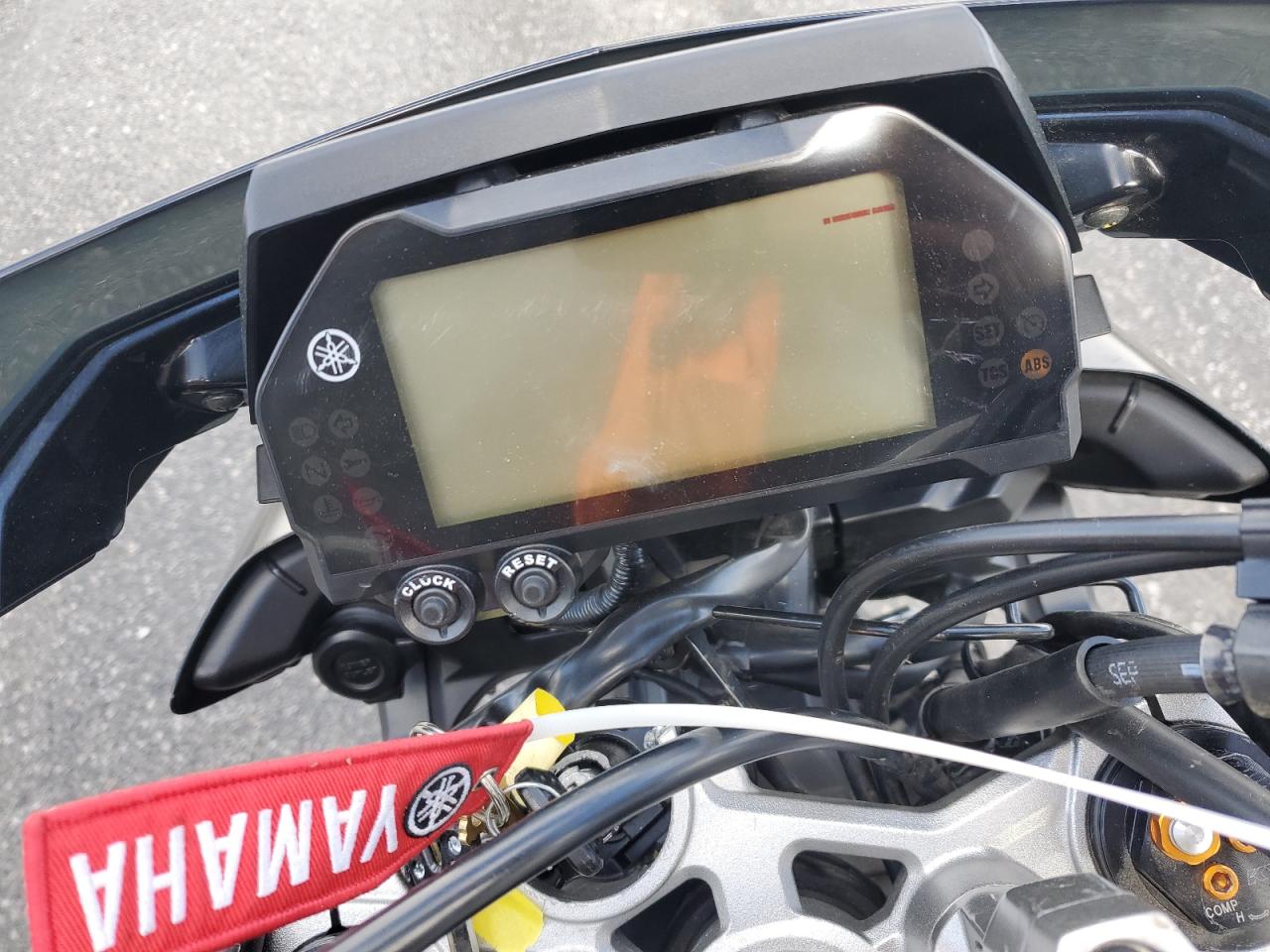 JYARN48E6HA000683 2017 Yamaha Fz10