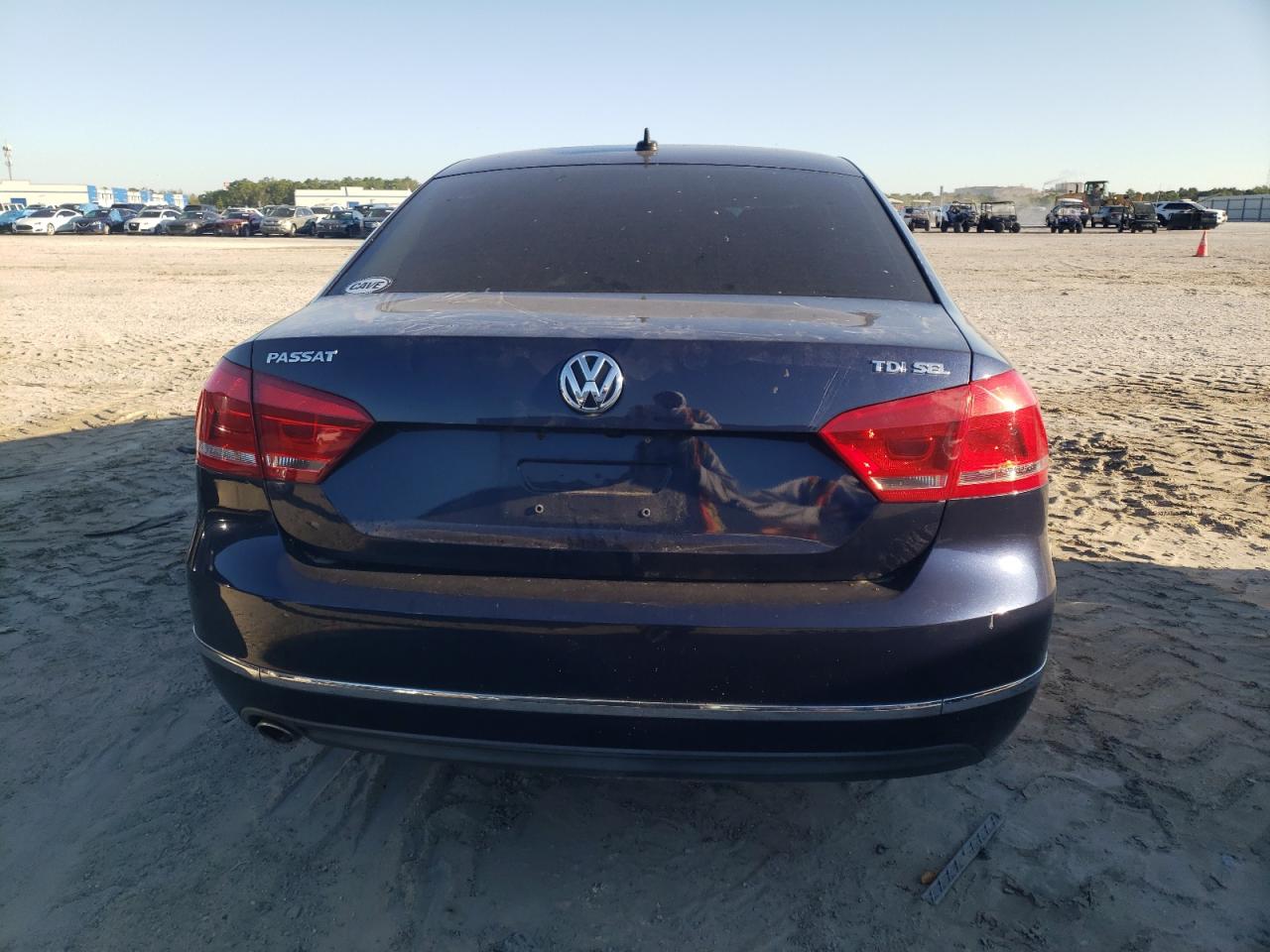 1VWCV7A38FC015429 2015 Volkswagen Passat Sel