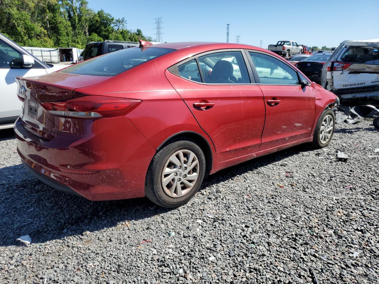 2017 Hyundai Elantra - Image 3