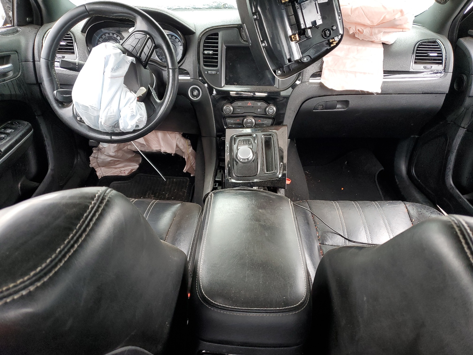 2C3CCAGG6KH648636 2019 Chrysler 300 S