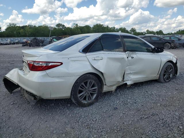  TOYOTA CAMRY 2017 Biały